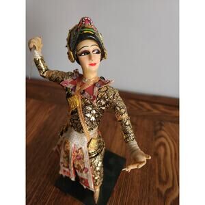 Thai Woman Dancer Doll Statue Realistic Asian Thailand Dancing Figure 8.5"